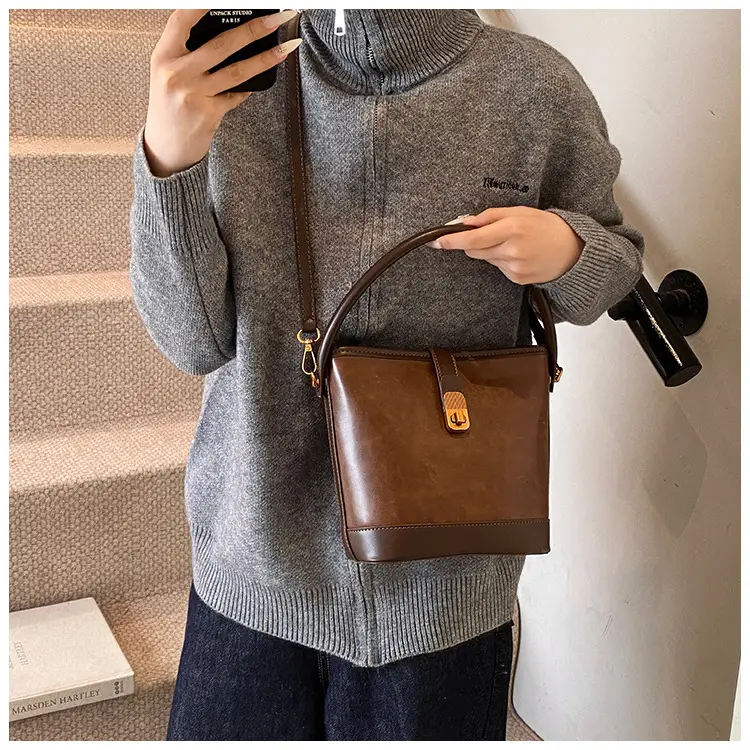 2024 Women's Retro Shoulder Crossbody Bag Black — feature 20