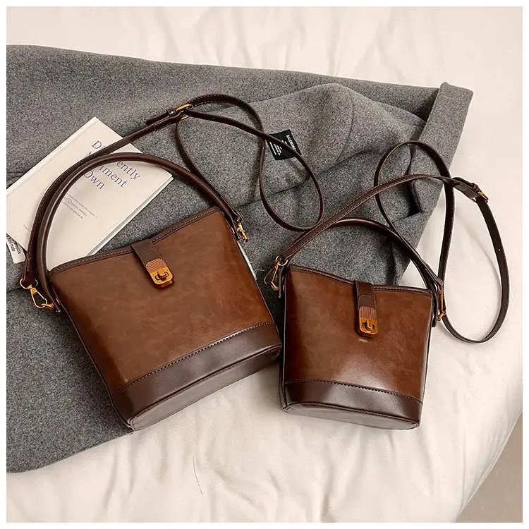 2024 Women's Retro Shoulder Crossbody Bag Black — feature 24