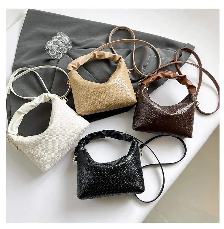 Women's Woven Shoulder Bag Beige 2024 New Fashion — feature 8