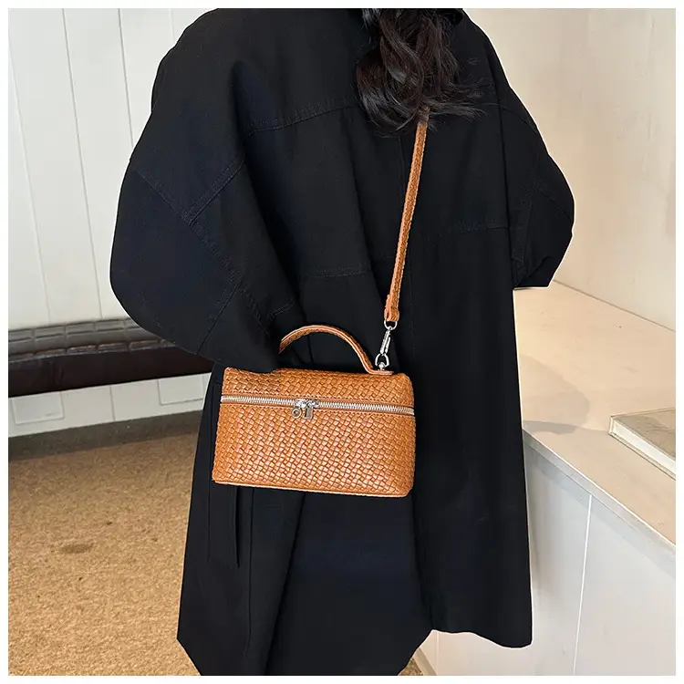Women Retro Korean Style Shoulder Bag 2025 Winter — feature 19