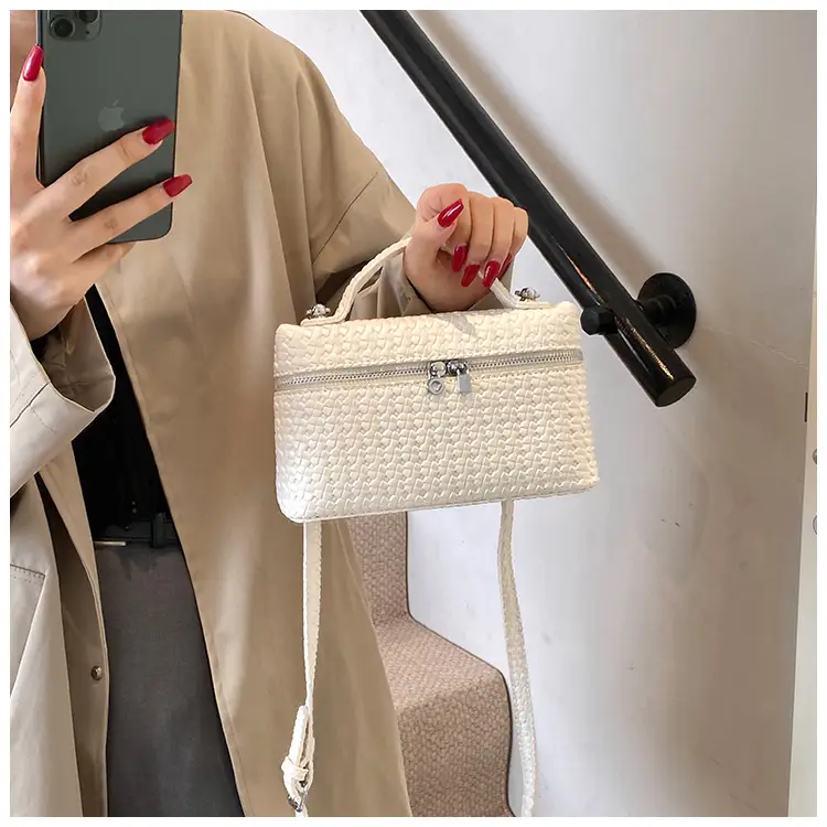 Women Retro Korean Style Shoulder Bag 2025 Winter — feature 27
