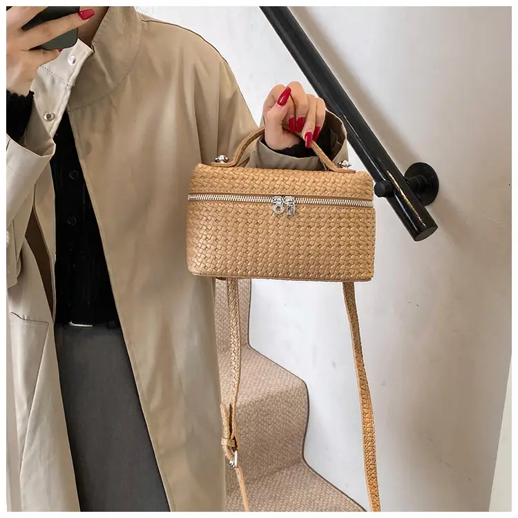 Women Retro Korean Style Shoulder Bag 2025 Winter — feature 36