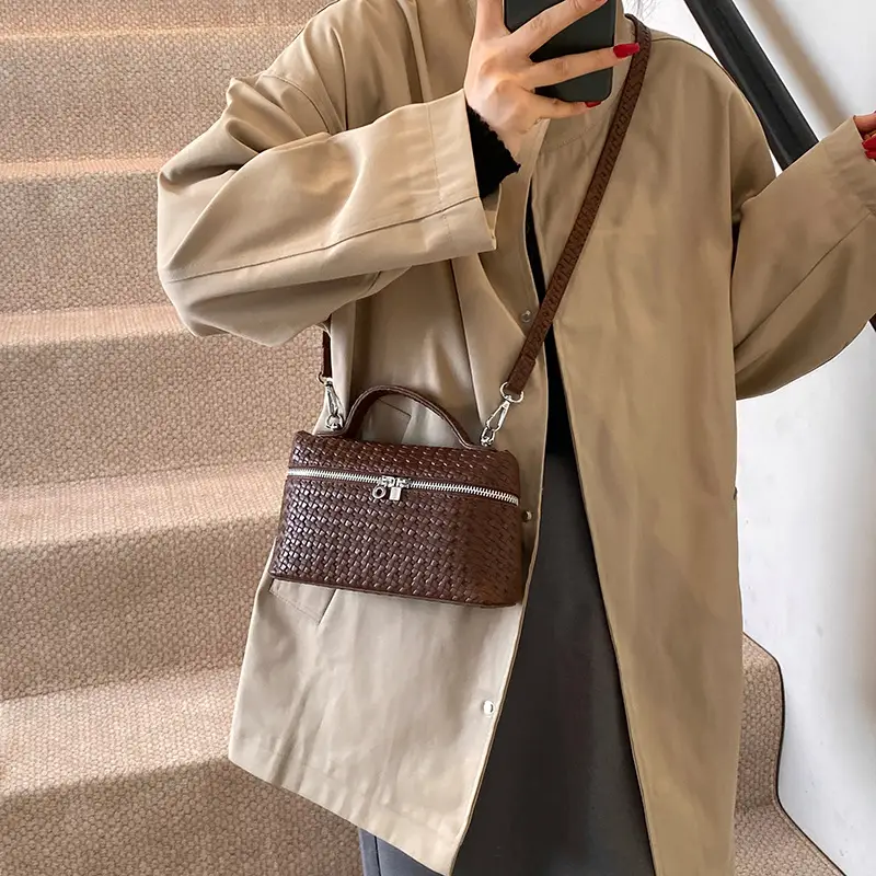 Women Retro Korean Style Shoulder Bag 2025 Winter - Image 6