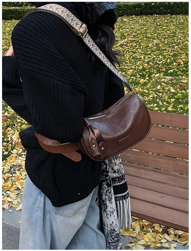 Women's Brown Leather Shoulder Messenger Bag 2024 — feature 16