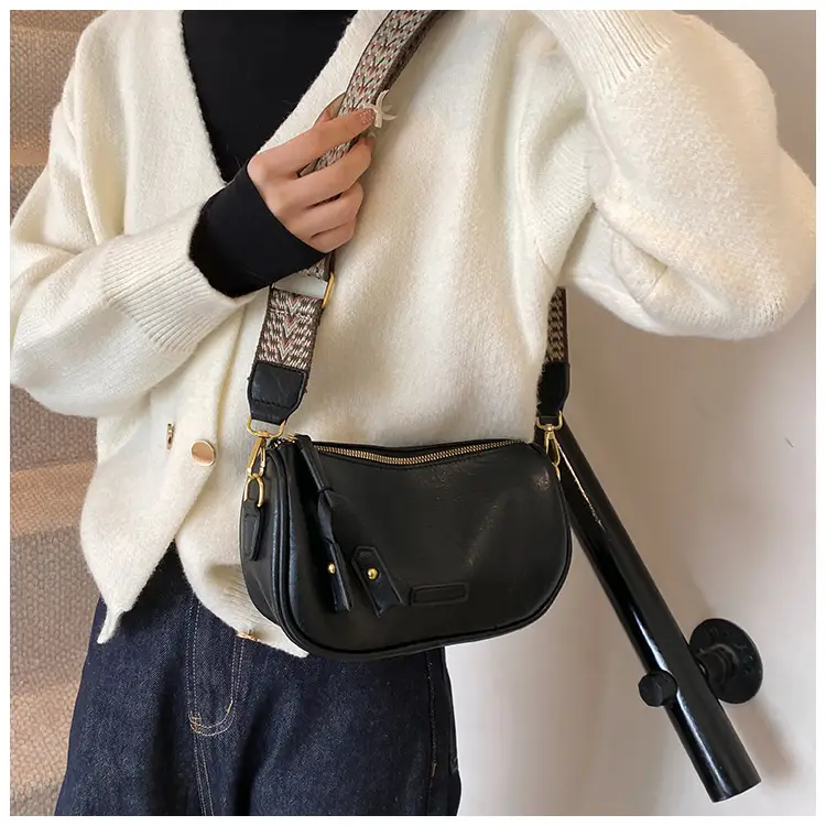 Women's Brown Leather Shoulder Messenger Bag 2024 — feature 9