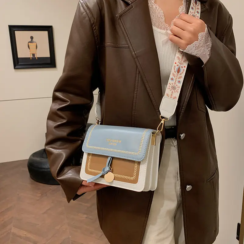 Women's 2024 Shoulder Bag Brown White Contrast Wide Strap - Image 7
