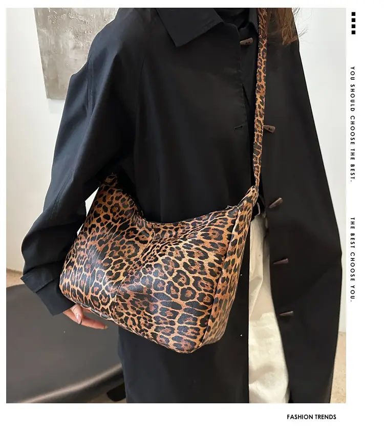 Leopard Print Large Capacity Tote Bag 2024 — feature 1
