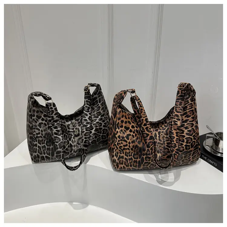 Leopard Print Large Capacity Tote Bag 2024 — feature 11