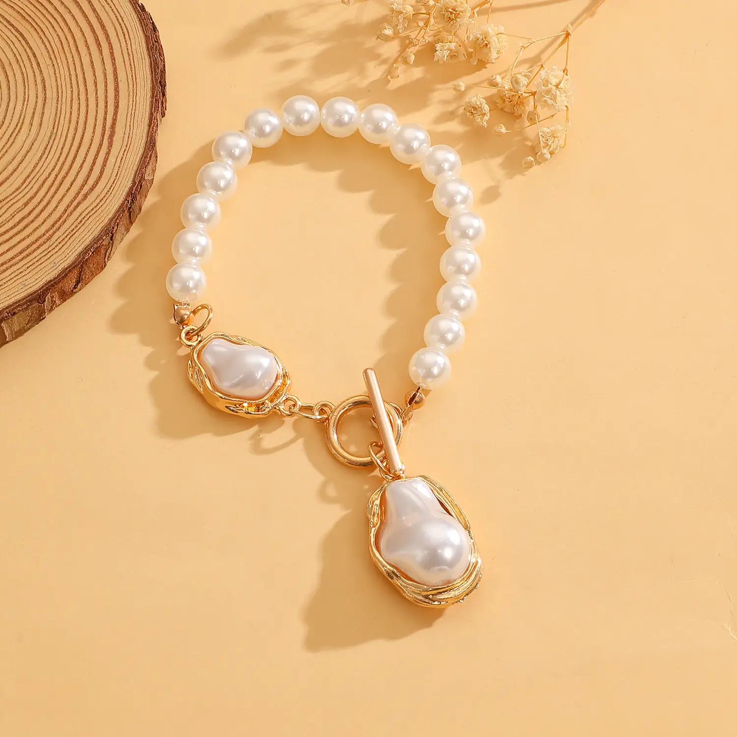 Pearl Necklace Set with Pearl Bracelet and Baroque Design — feature 42