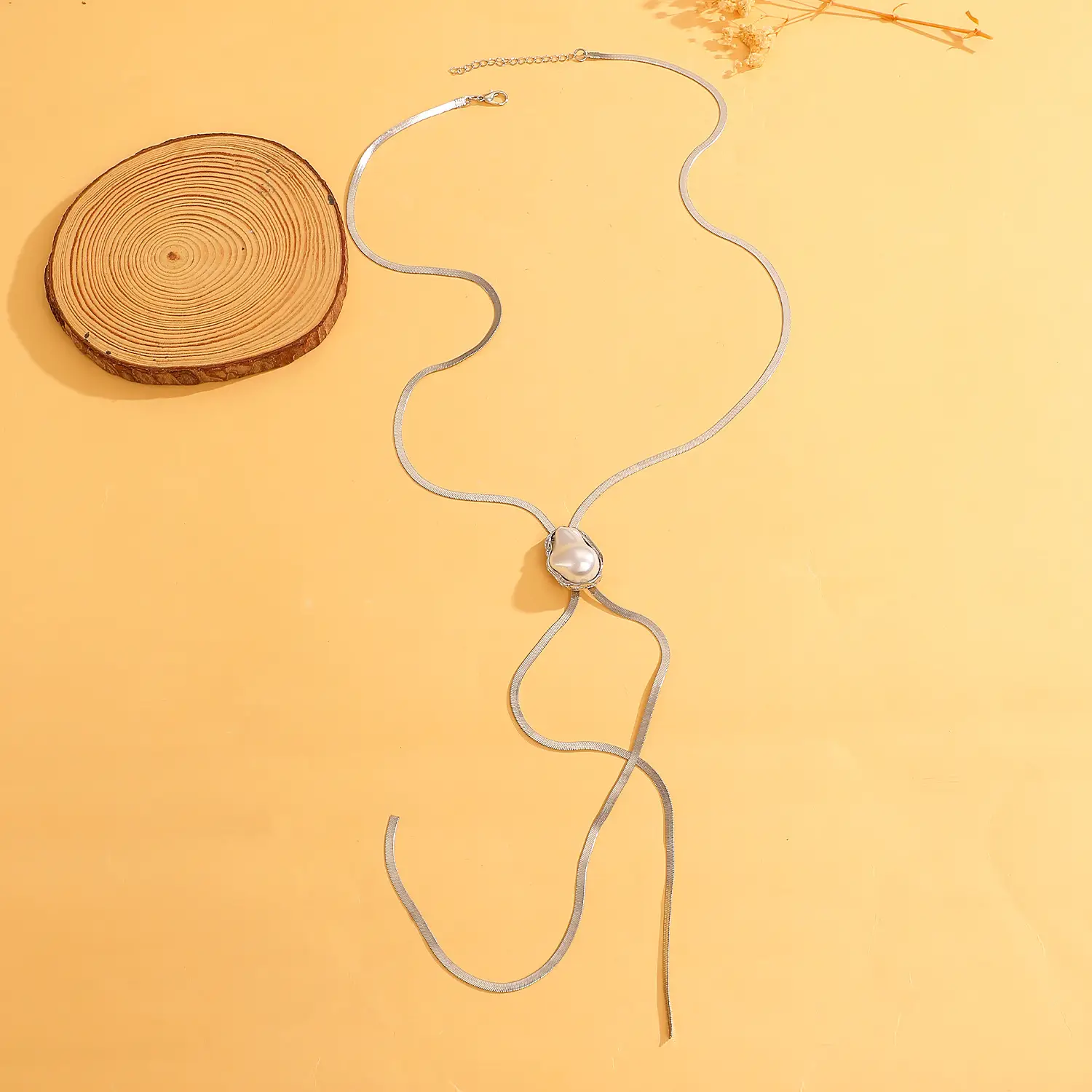 Pearl Necklace Set with Pearl Bracelet and Baroque Design — feature 44