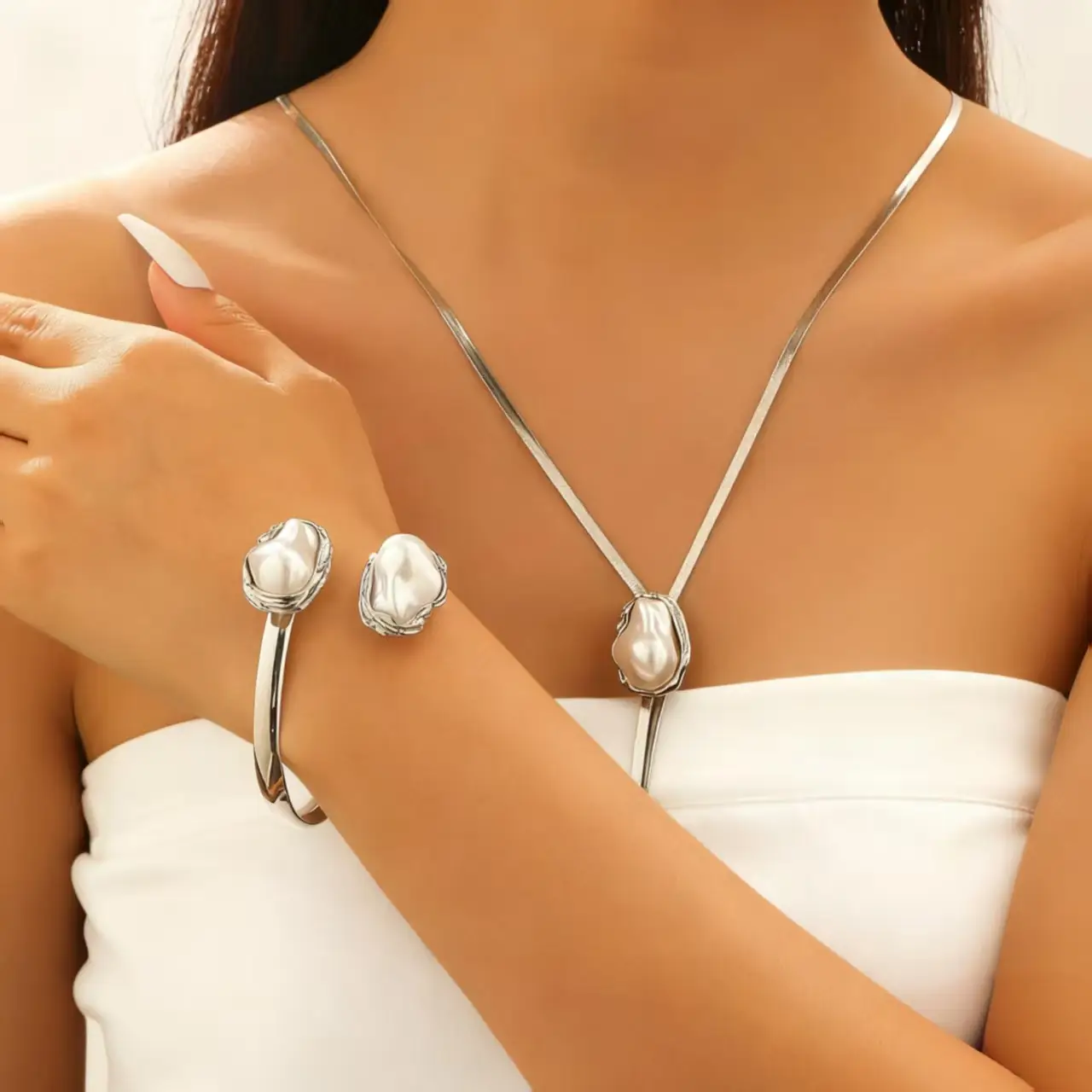 Pearl Necklace Set with Pearl Bracelet and Baroque Design - Image 50
