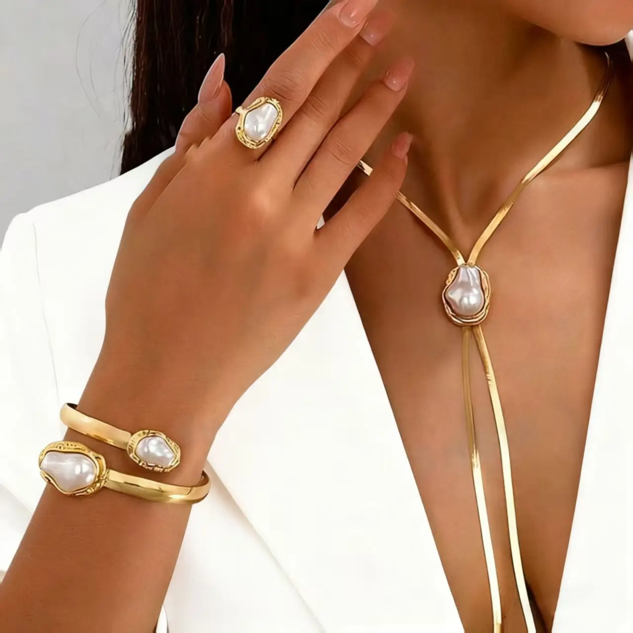 Pearl Necklace Set with Pearl Bracelet and Baroque Design - Image 51