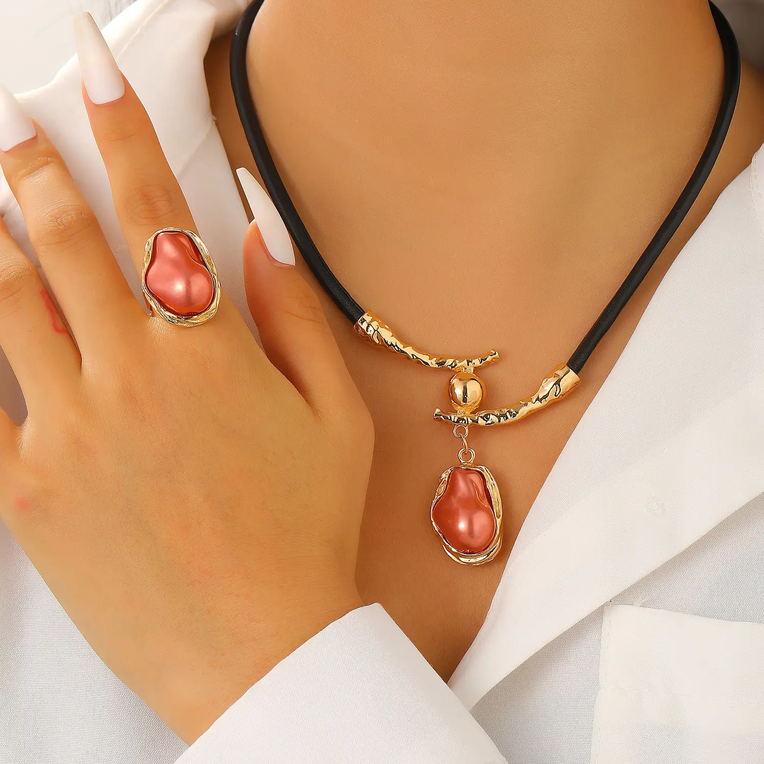 Pearl Necklace Set with Pearl Bracelet and Baroque Design - Image 62