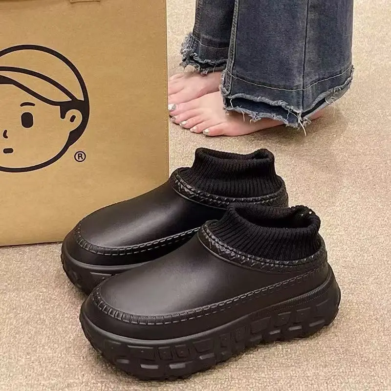 Cotton Slippers for Men and Women, 2025 Winter New Style, Waterproof, Closed Heel, Thick-Soled, Warm Cotton Shoes, Soft-Soled Short Boots - Image 4