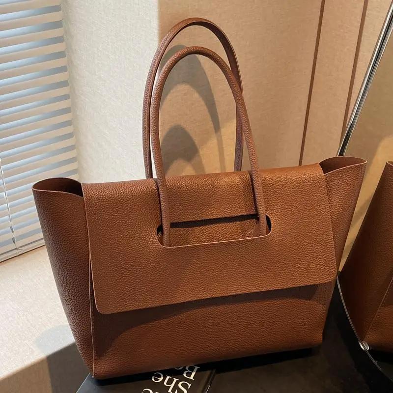 2024 Winter Women's Black Leather Tote Bag Large Capacity - Image 4
