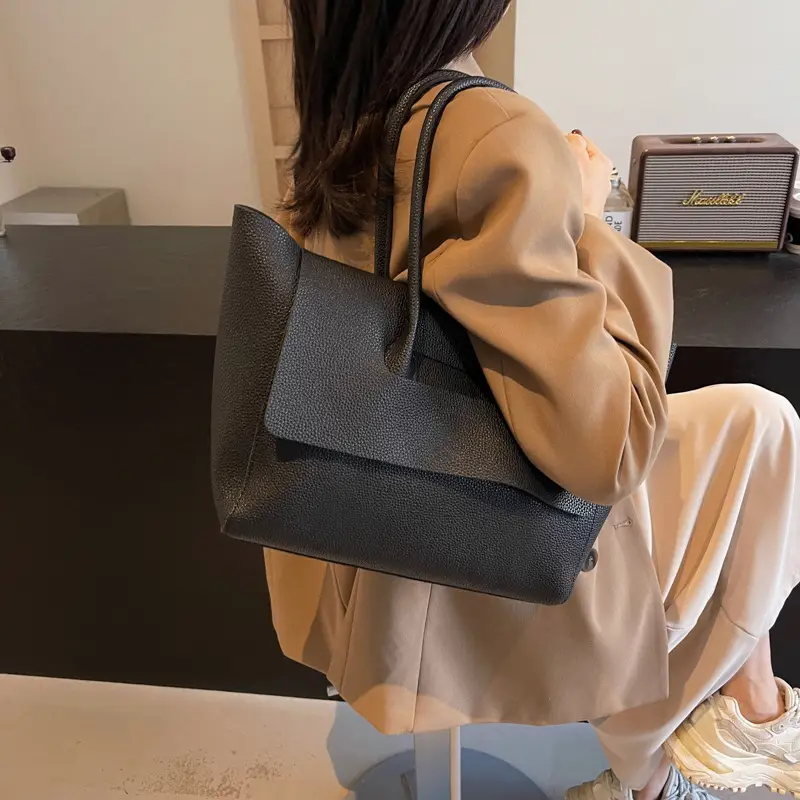 2024 Winter Women's Black Leather Tote Bag Large Capacity - Image 6