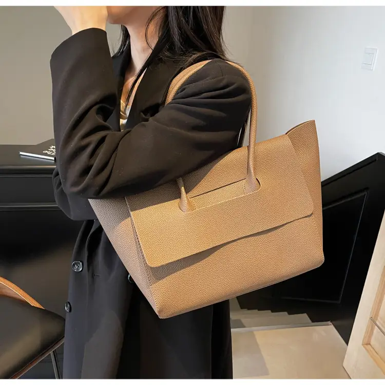 2024 Winter Women's Black Leather Tote Bag Large Capacity — feature 11