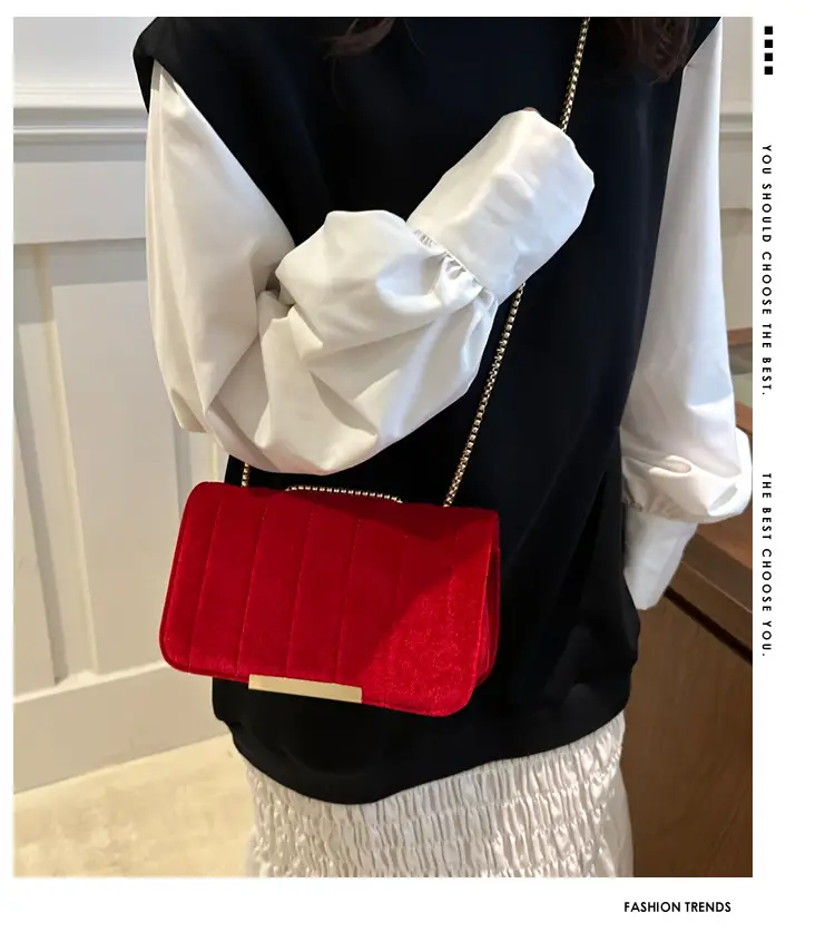 Black Velvet Crossbody Bag with Gold Chain for Women — feature 2
