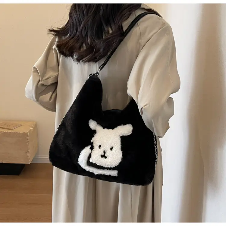 Vintage Black Rabbit Shoulder Bag for Women 2024 Winter — feature 11