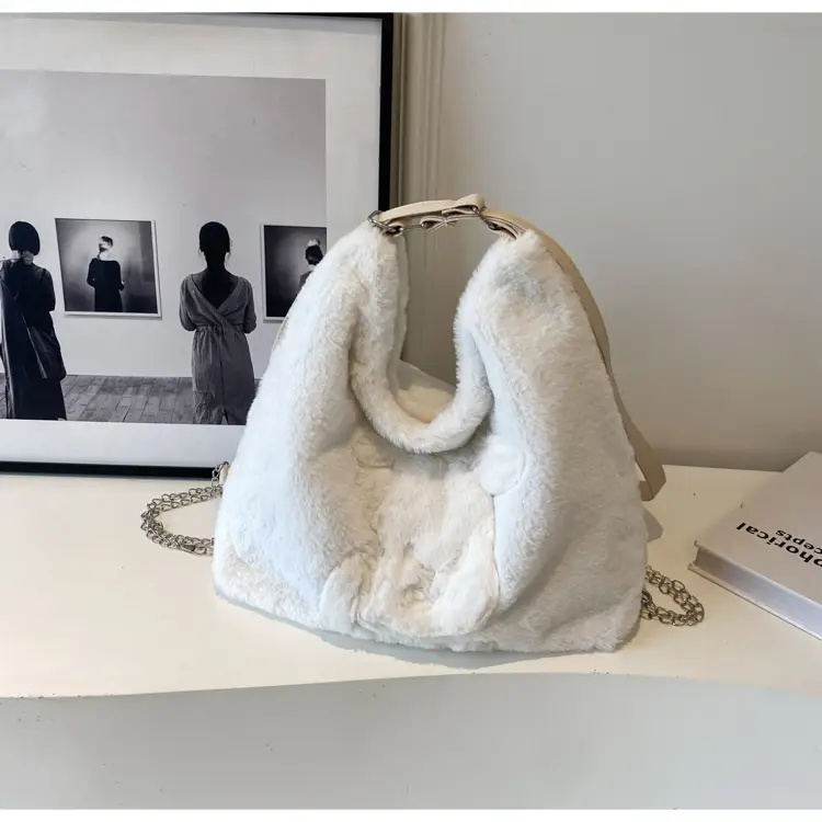 Vintage Black Rabbit Shoulder Bag for Women 2024 Winter — feature 32