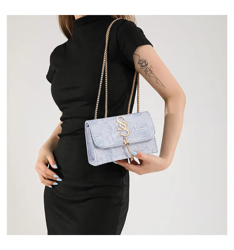 White Chain Shoulder Bag for Women 2024 Winter — feature 15