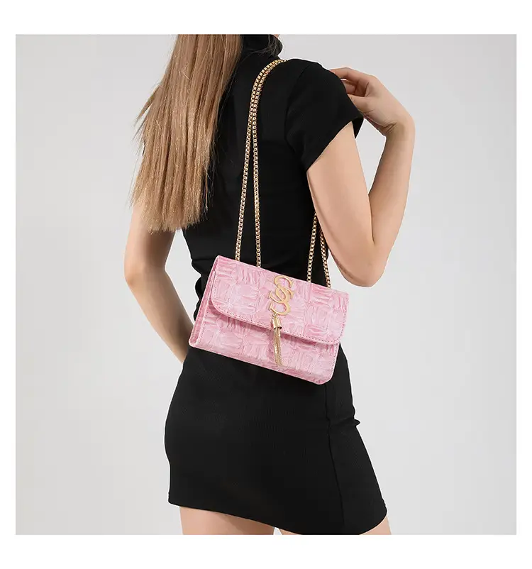 White Chain Shoulder Bag for Women 2024 Winter — feature 18