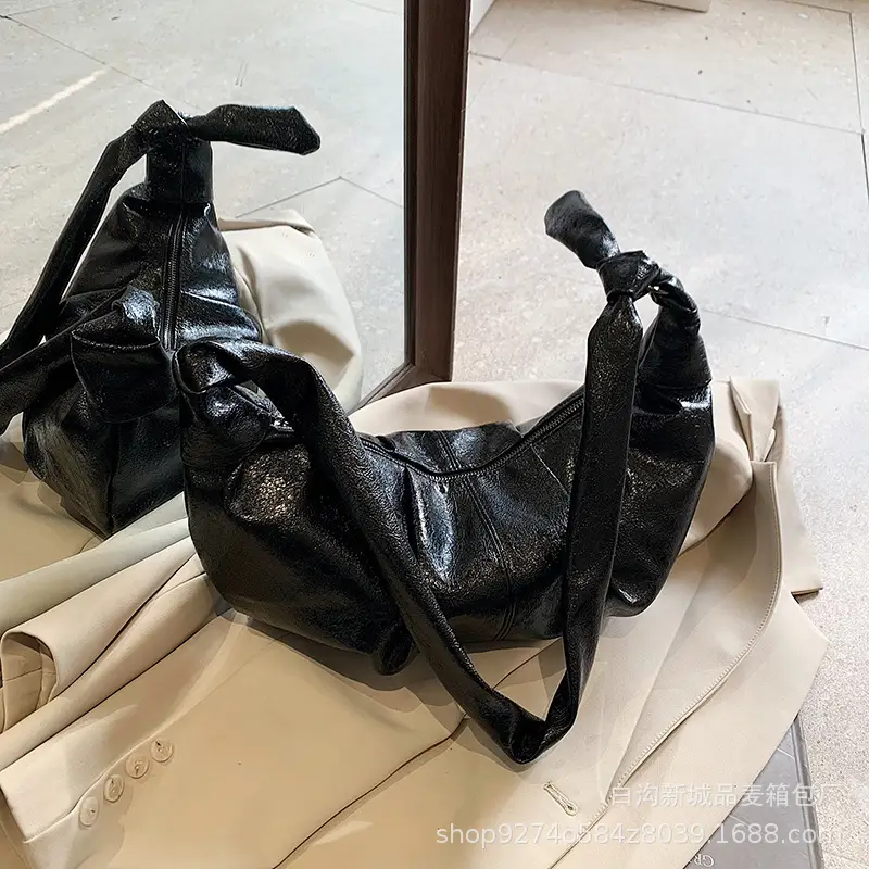 2026 Korean Style Vintage Brown Pleated Shoulder Bag - Image 4
