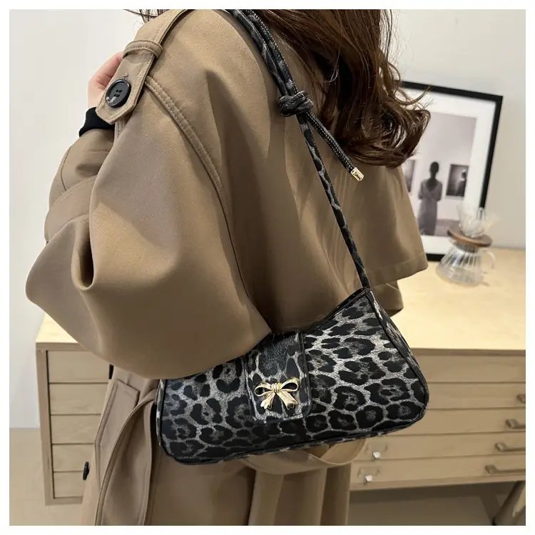 Leopard Print Shoulder Bag for Women Casual Fashion — feature 13