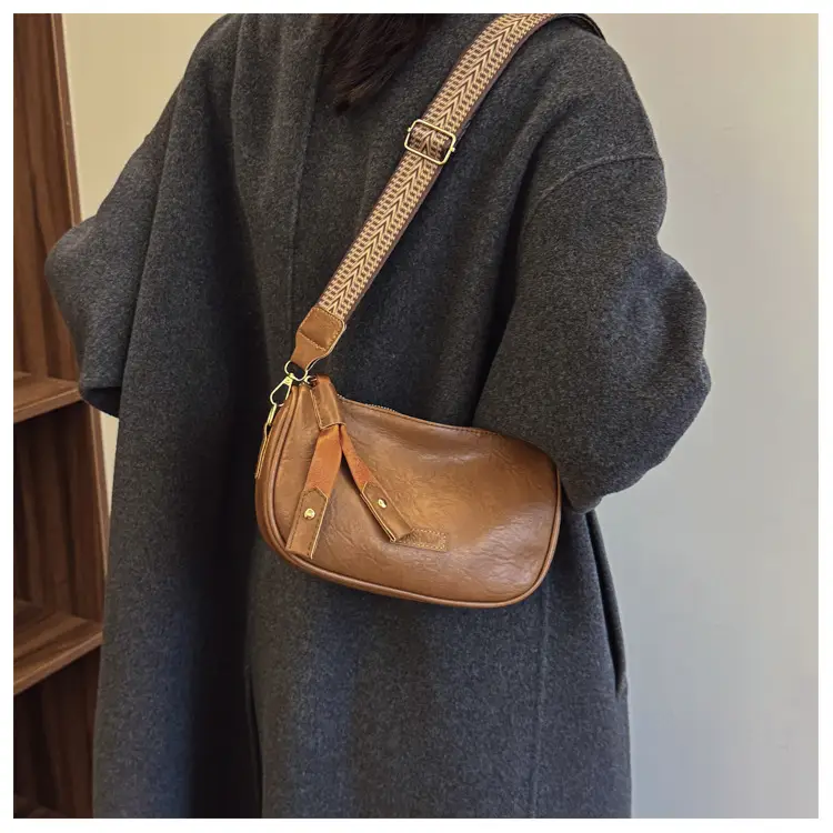 Brown Leather Crossbody Bag for Women 2026 — feature 11