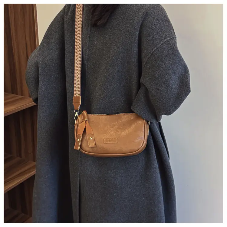 Brown Leather Crossbody Bag for Women 2026 — feature 12