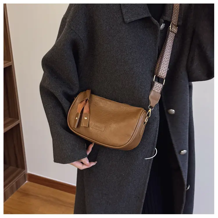 Brown Leather Crossbody Bag for Women 2026 — feature 15