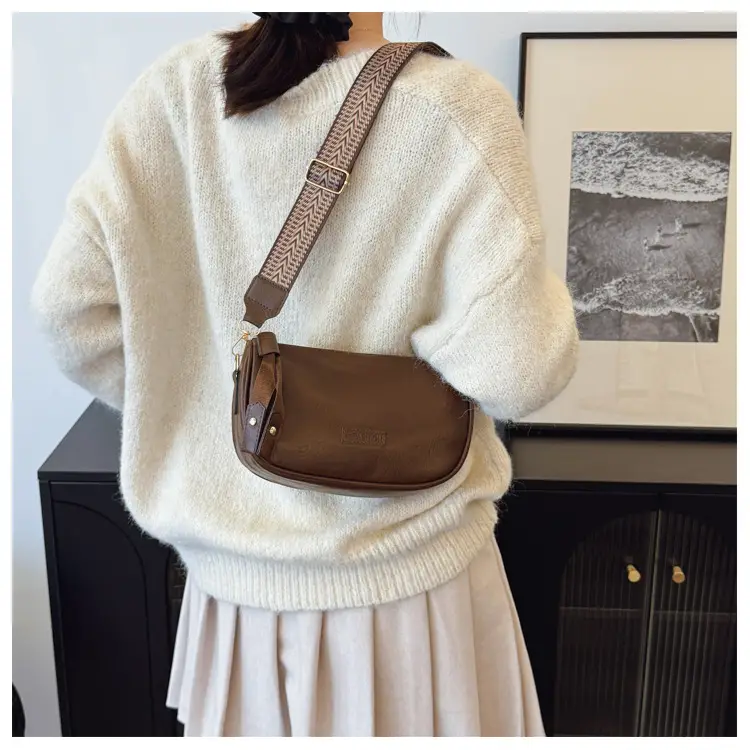 Brown Leather Crossbody Bag for Women 2026 — feature 46