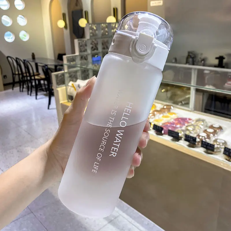 Summer Sports Student Water Bottle, High Aesthetic Value, Popular on Instagram, Large Capacity, Trendy Outdoor Portable High-Temperature Resistant Plastic Cup - Image 7