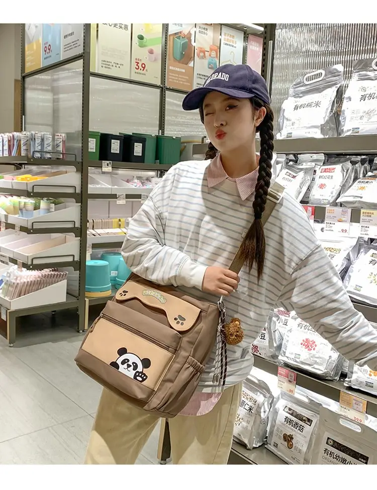 Red Panda Print Shoulder Bag for Women — feature 8