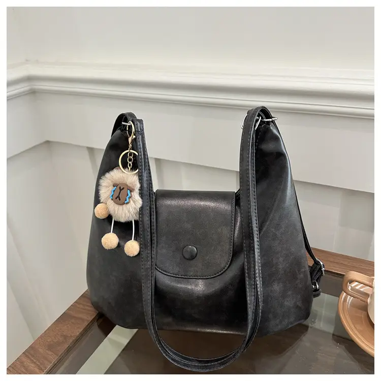 Women's Black Leather Tote Bag Large Capacity Lightweight Travel Backpack — feature 42