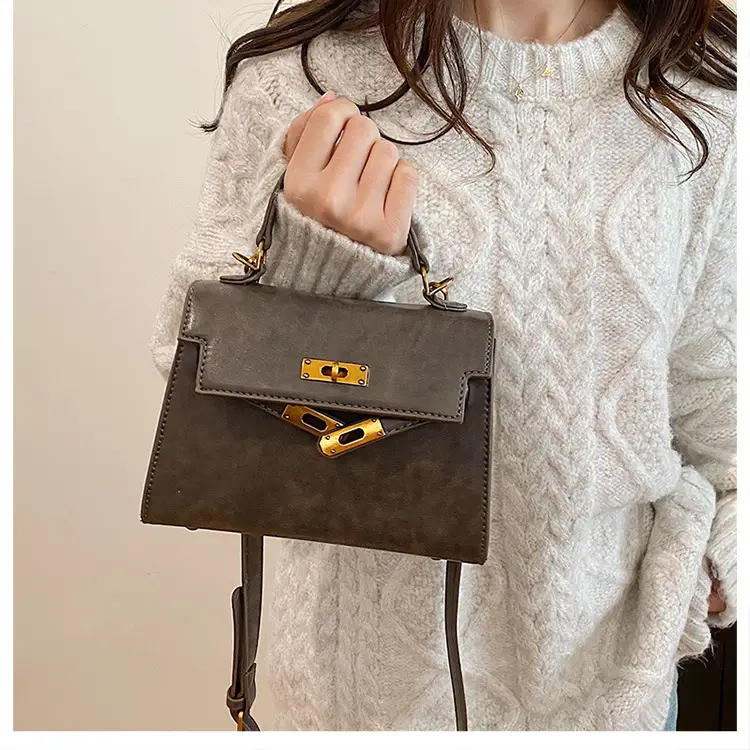 2024 Vintage Kelly Handbag Black Gold Shoulder Crossbody — feature 27
