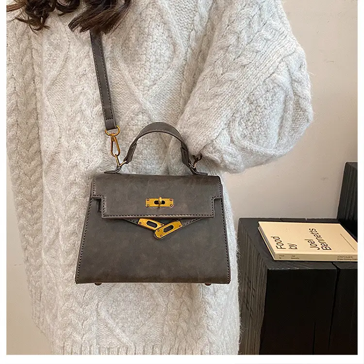 2024 Vintage Kelly Handbag Black Gold Shoulder Crossbody — feature 29