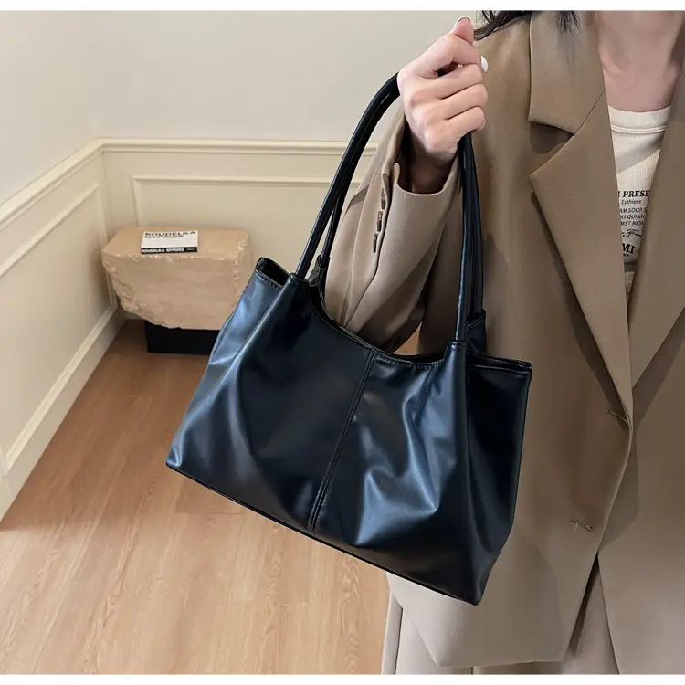 Black Leather Tote Bag for Daily Commute & School — feature 11