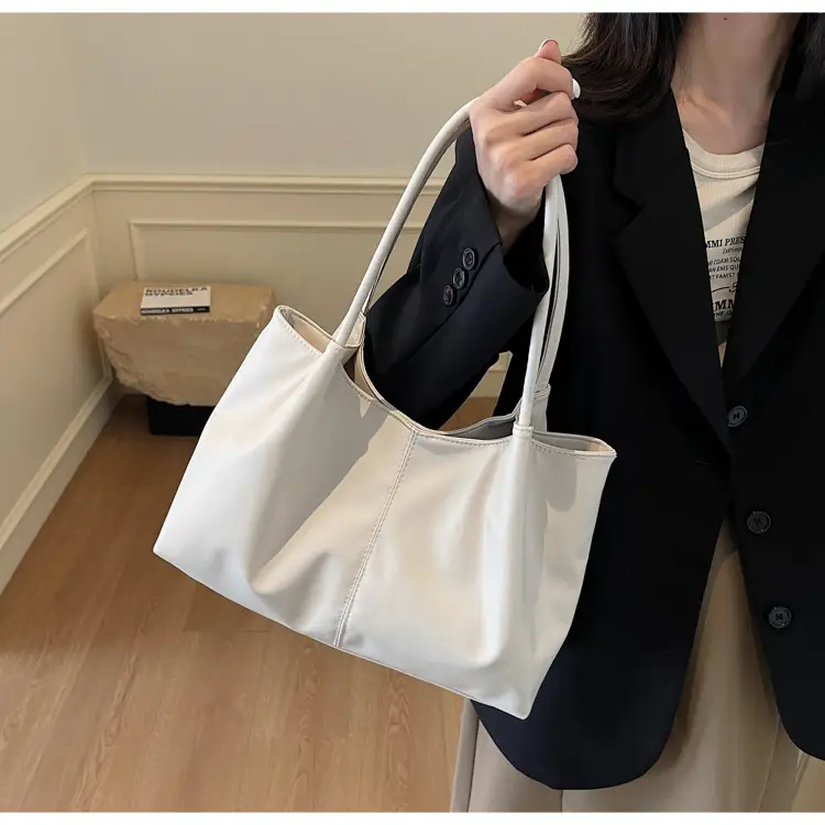 Black Leather Tote Bag for Daily Commute & School — feature 15