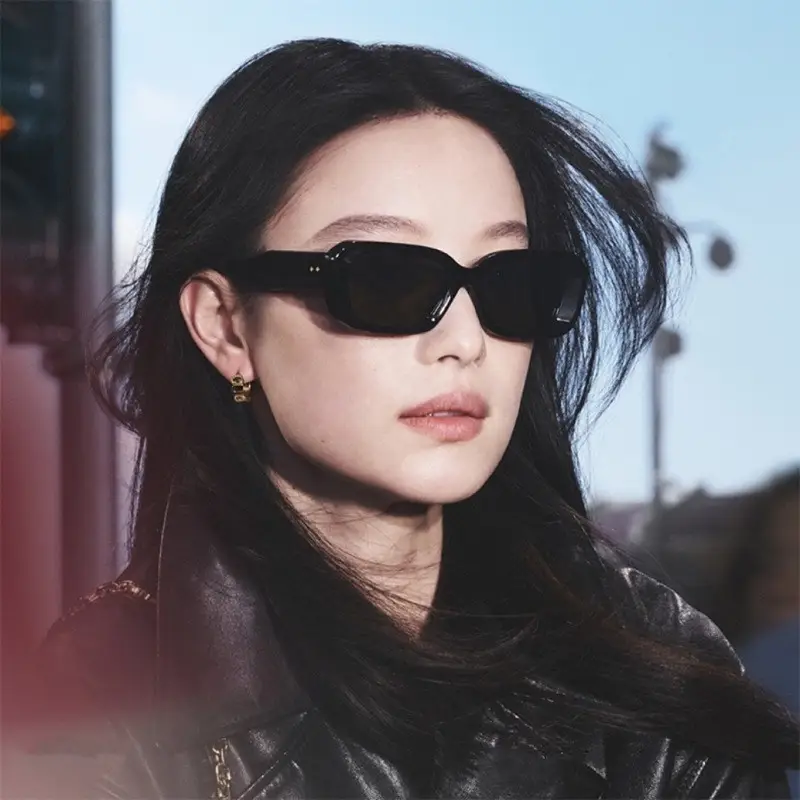 Black Square Sunglasses for Women UV Protection β feature 2