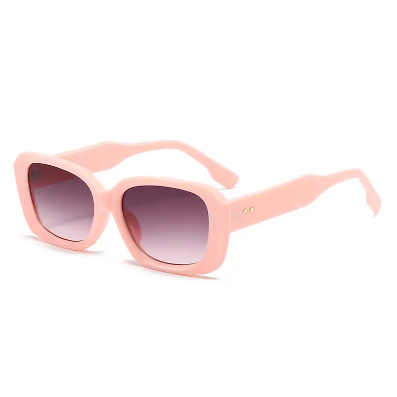 Black Square Sunglasses for Women UV Protection - Image 5