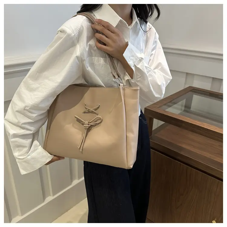 2024 New Arrival Bow Style Underarm Handbag — feature 17