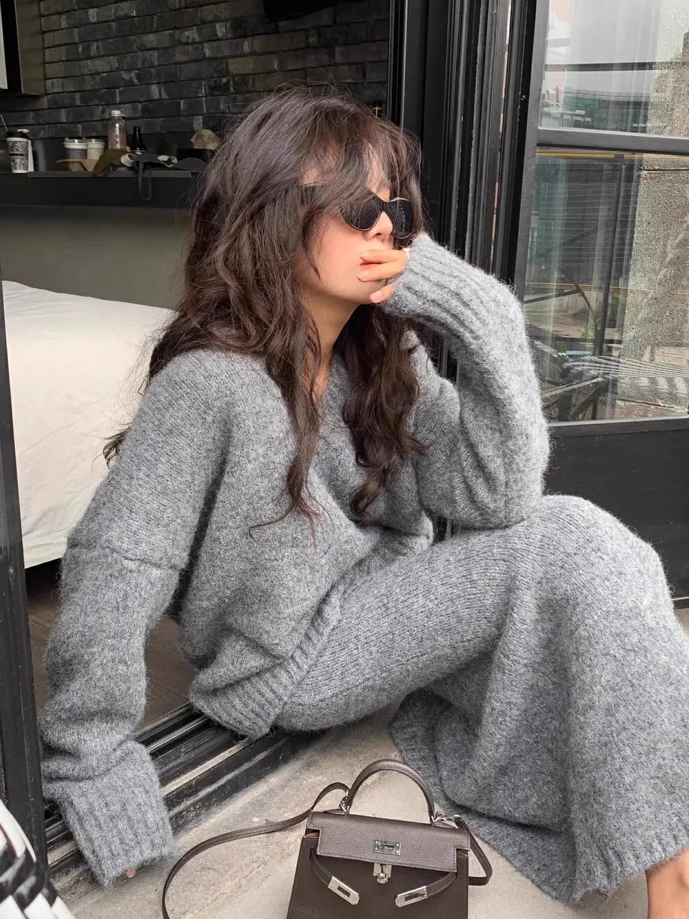 Lazy Style Sweater Suit Skirt for Women Autumn and Winter V Neck Pullover Knitted Top Half Skirt Fashion Two-Piece Set — feature 13