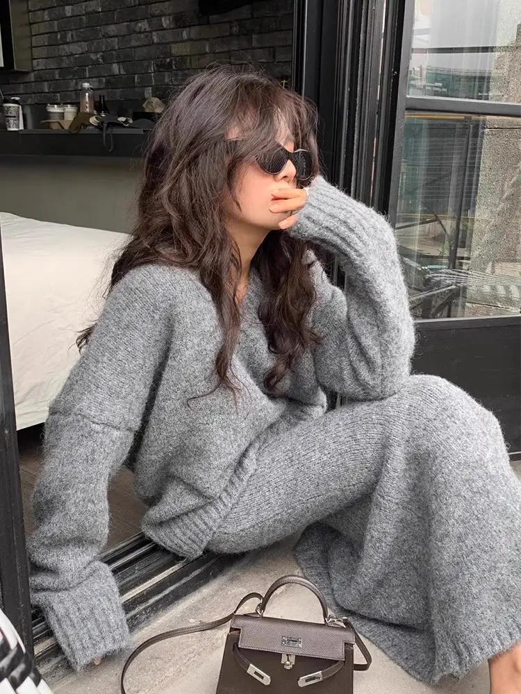 Lazy Style Sweater Suit Skirt for Women Autumn and Winter V Neck Pullover Knitted Top Half Skirt Fashion Two-Piece Set — feature 5