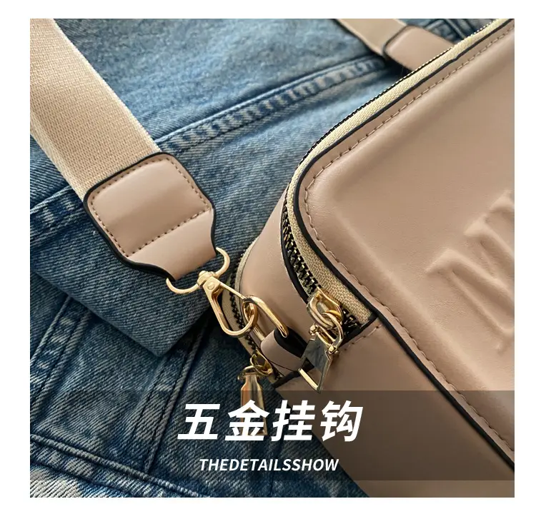 Winter New Letter Printed Shoulder Bag 2024 — feature 6
