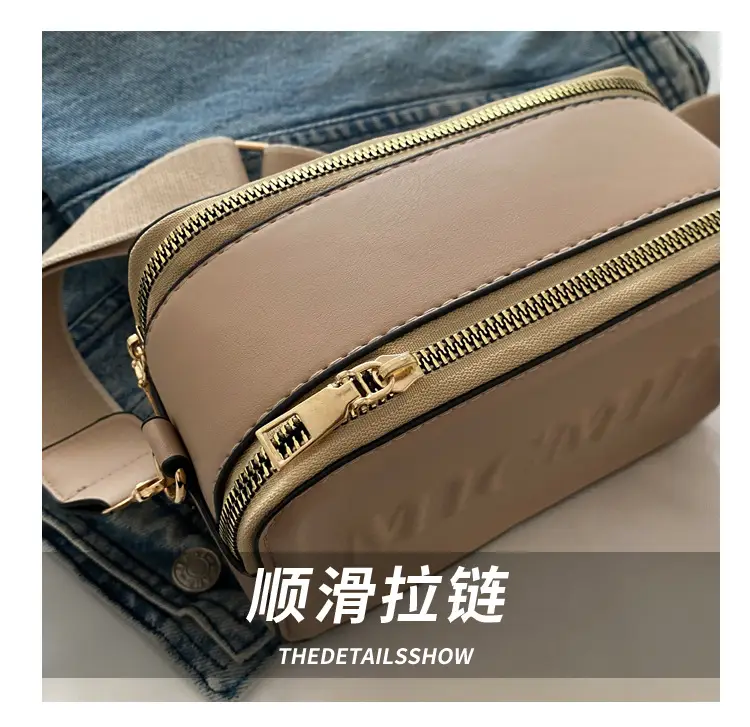 Winter New Letter Printed Shoulder Bag 2024 — feature 7