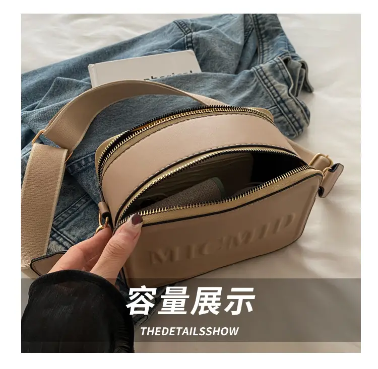 Winter New Letter Printed Shoulder Bag 2024 — feature 8