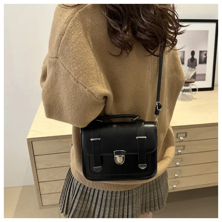 Brown Retro Square Shoulder Bag for Women — feature 31