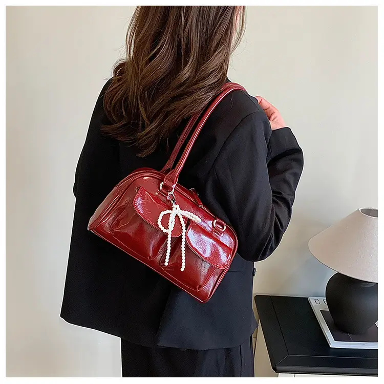 Trendy Brown Leather Shoulder Bag for Women — feature 18