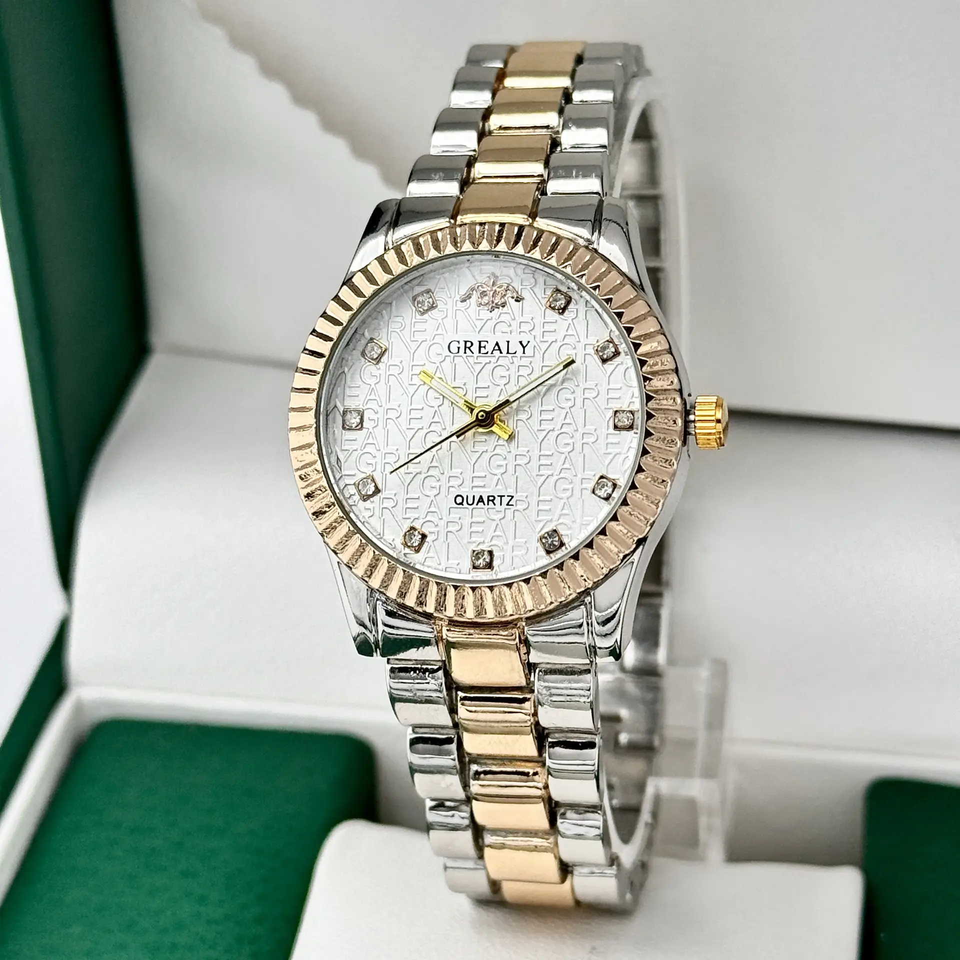 Grealy Women's Quartz Bracelet Watch Gold Silver Dual Tone - Image 3